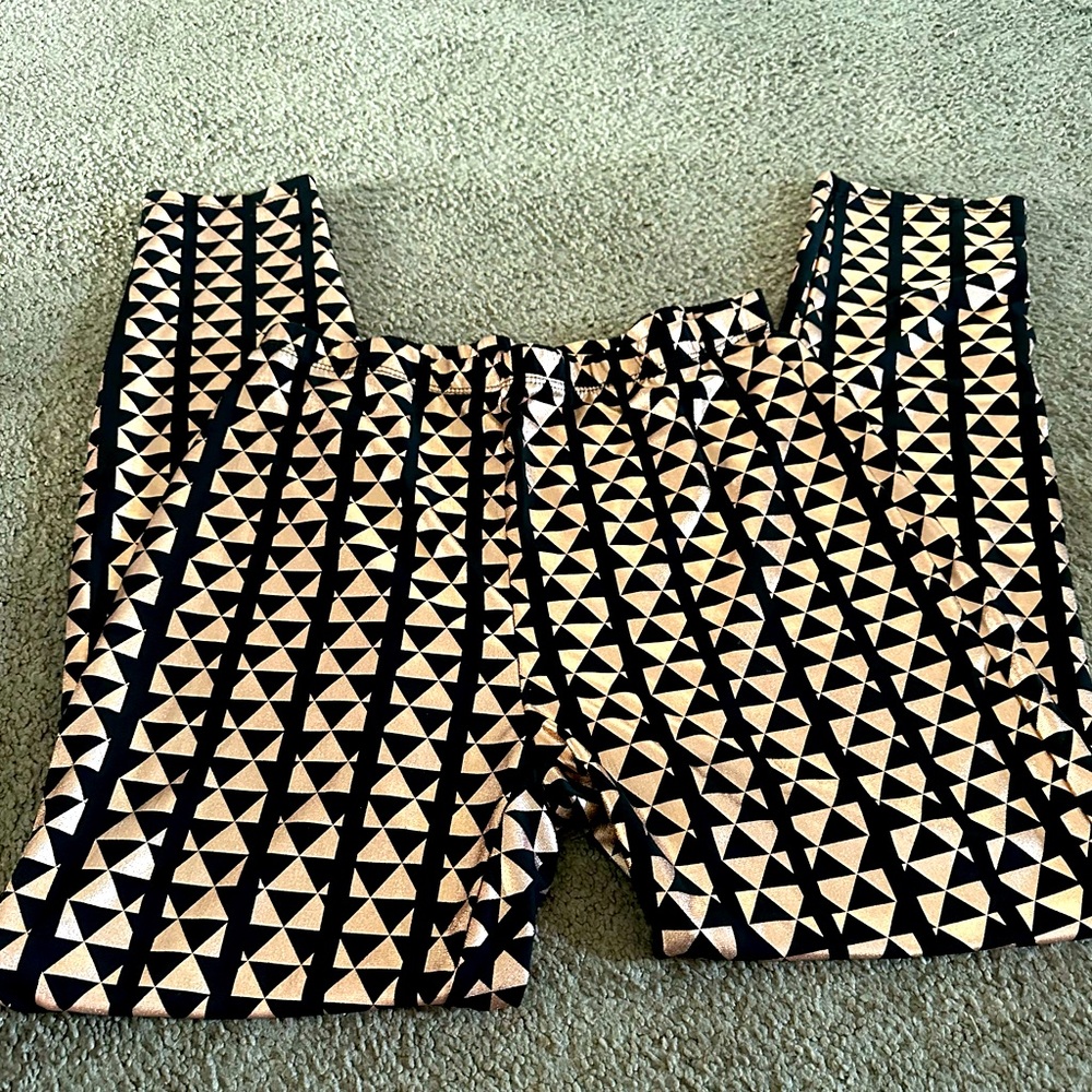 Fashion Nova rose gold/black chrome leggings